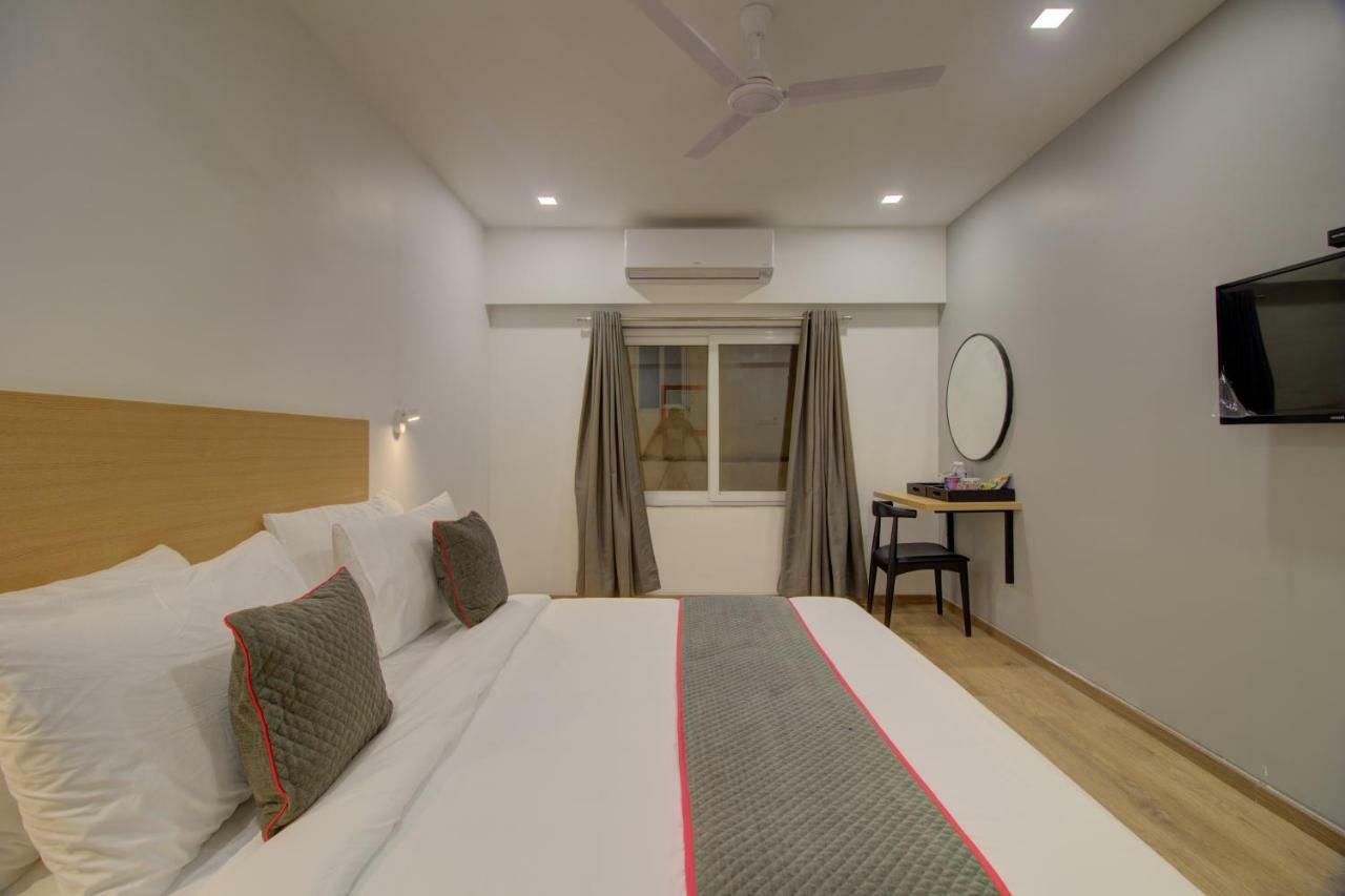 Townhouse Oak Kopar Khairane Navi Mumbai Formerly Ivy Hotel Exterior foto